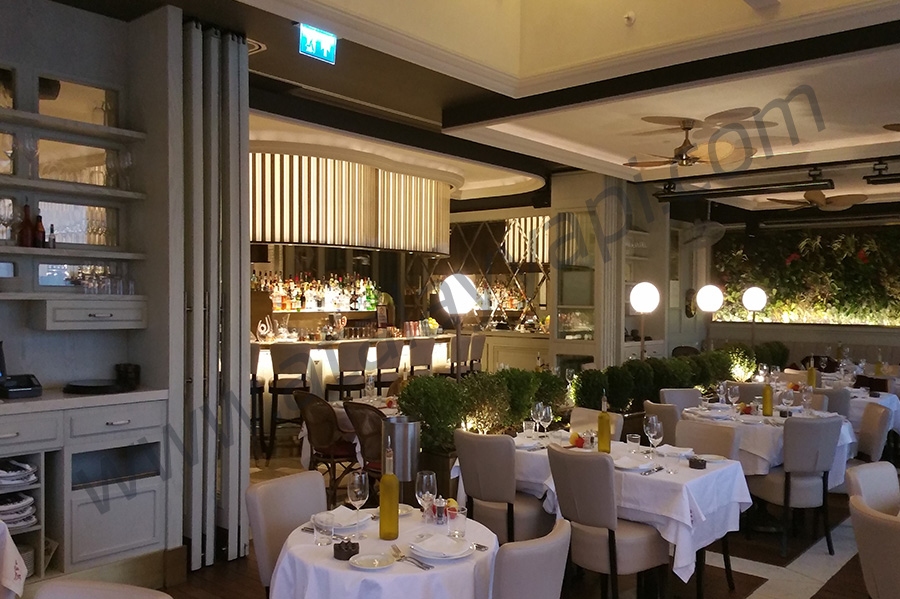 La Petite Masion Cam Cama Kayar Toplanır Üretimi